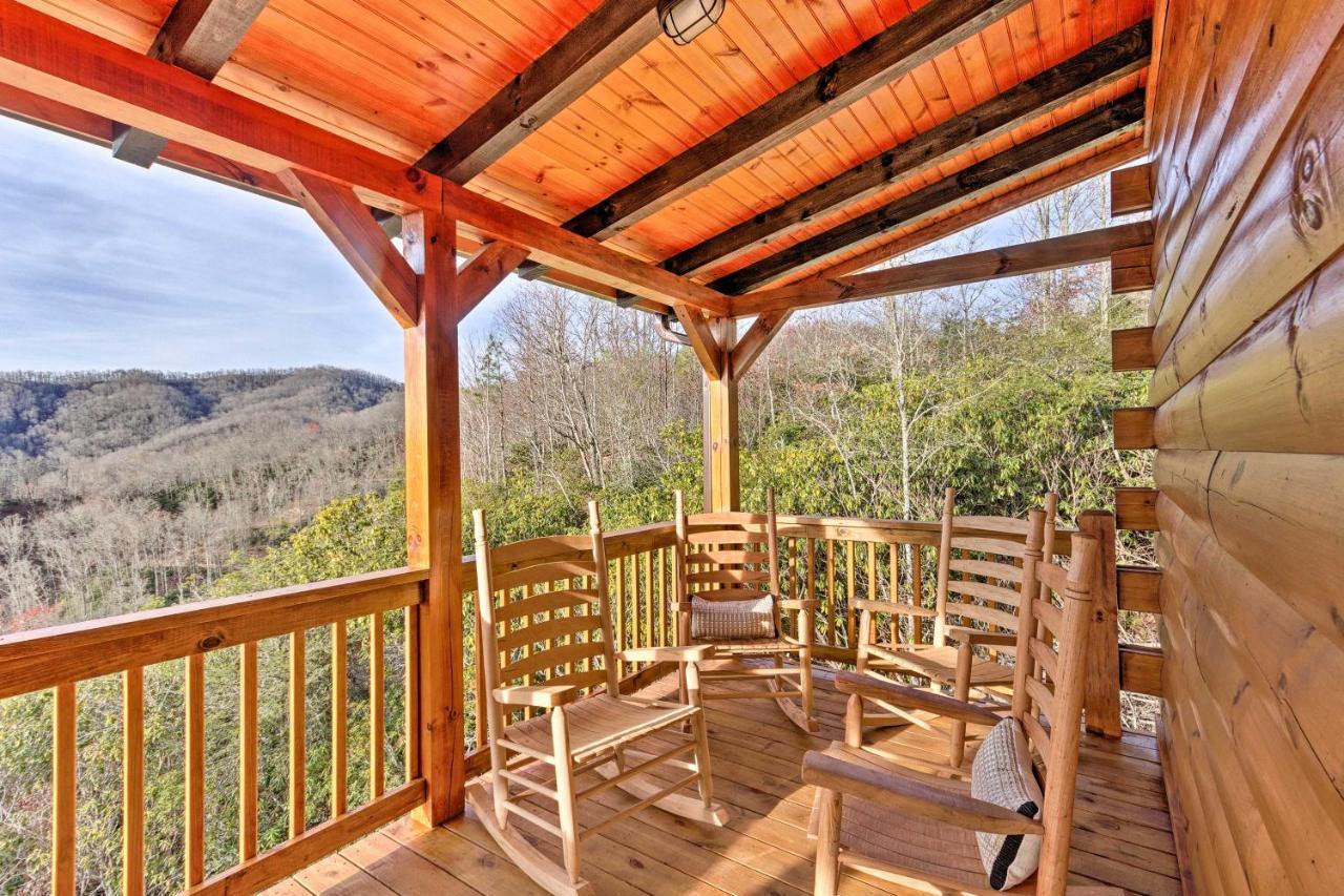 Hilltop Cabin On 5 Acres With Hot Tub And Waterfall! Bryson City Eksteriør bilde