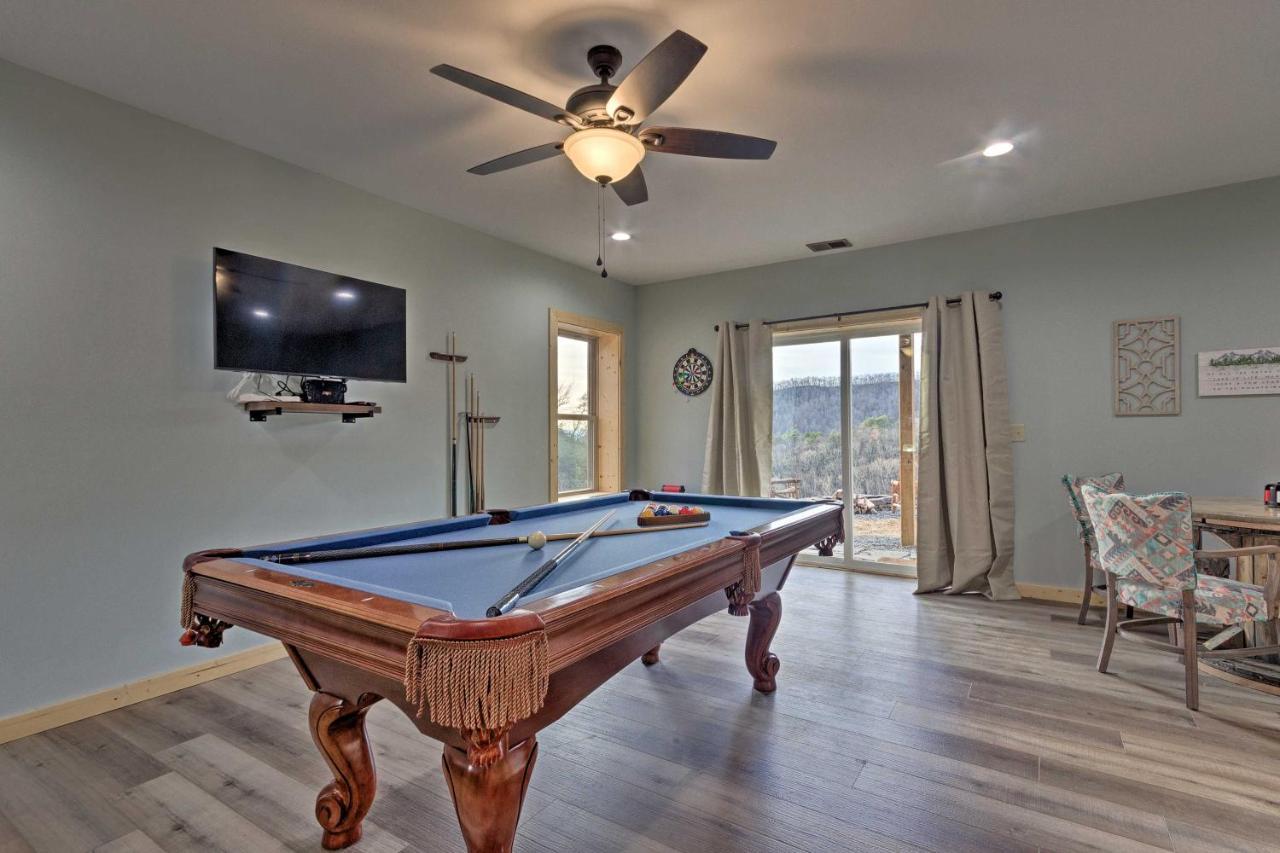 Hilltop Cabin On 5 Acres With Hot Tub And Waterfall! Bryson City Eksteriør bilde